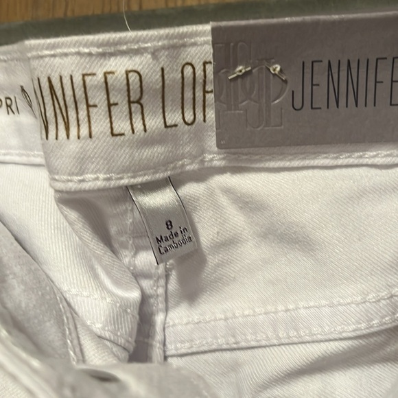 NWT Jennifer Lopez White denim capri Size 8 - Picture 5 of 7